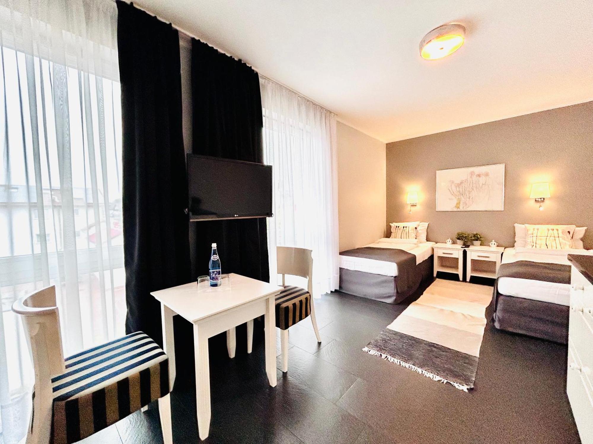 Hotel Amber Suite & Spa - Enklawa Dla Doroslych (Adults Only) Miedzywodzie Bagian luar foto
